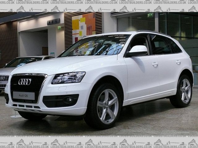 White Q5